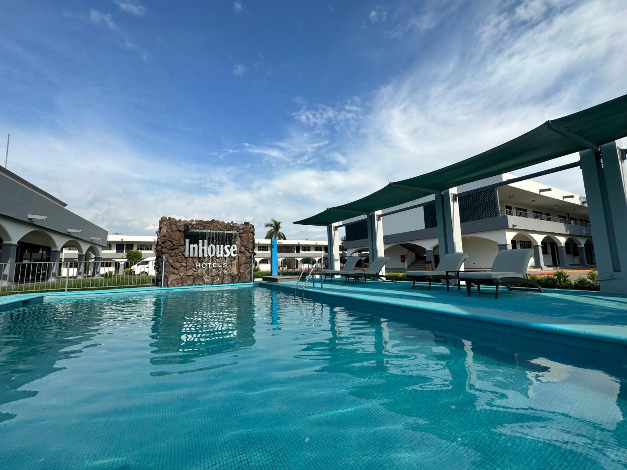 Inhouse Obregon Hotel Ciudad Obregon Exterior photo
