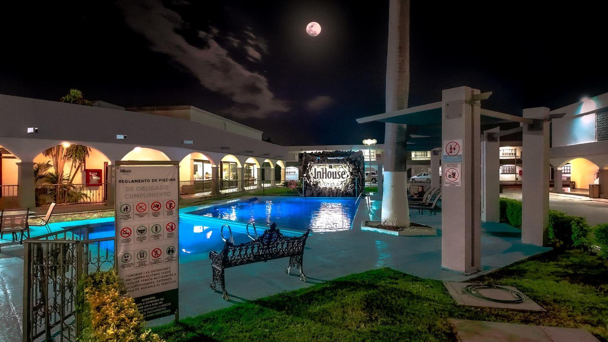 Inhouse Obregon Hotel Ciudad Obregon Exterior photo